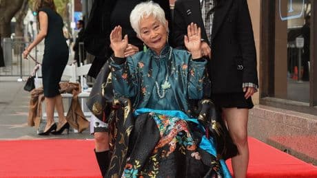 Auszeichnung: Altersrekord: 98-jährige Lisa Lu mit Hollywood-Stern geehrt