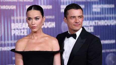 Katy Perry gezien zonder ring bij nachtclub na geruchten over relatieproblemen met Orlando Bloom