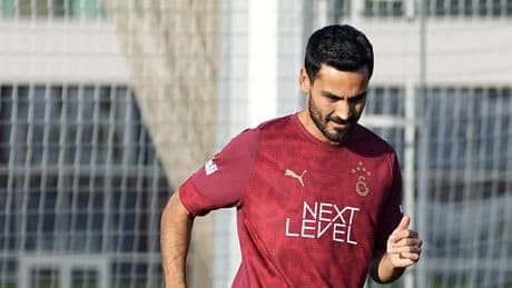 Galatasaray'da İlkay Gündoğan antrenmanda yer aldı