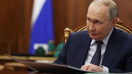 Putin intensifica el control de internet en Rusia y pone sobre la mesa la prohibición de WhatsApp y Telegram