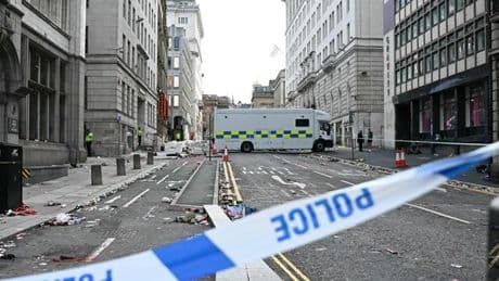 Liverpool: Ein Löschmittel gegen einen Netz-Flächenbrand