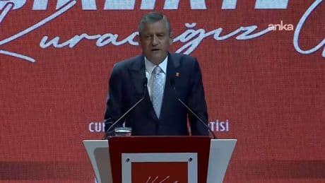 Özgür Özel, CHP Örgüt Temsilcileri Meclisi toplantısında konuşuyor