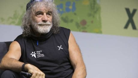Scontro fra Corona e Crepet: "Che mi venga di fronte"