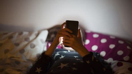 Mental health warnings on social media? Minnesota will require them next year