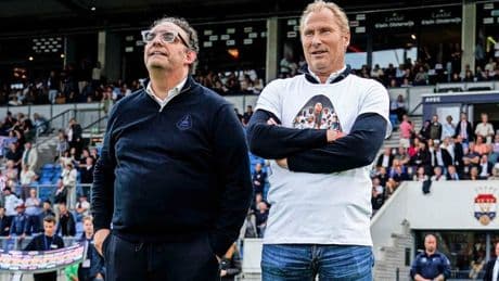 Telstar heeft op tijd natuurgras en gaat sportpark oplappen: ’Er komen hier en daar wat lampjes bij’