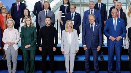 Conferenza sulla ricostruzione dell'Ucraina, Zelensky chiede un rafforzamento delle sanzioni alla Russia