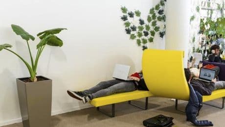 Quand les écoles de commerce pratiquent le surbooking