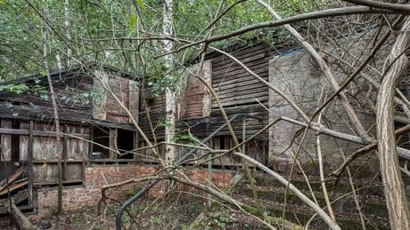 Inside 'super creepy' abandoned British barracks with 'pitch black creaking corridors'