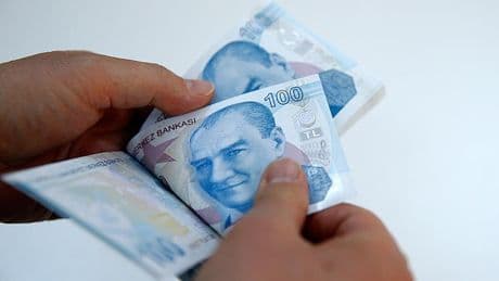 Emekliye zam TBMM'de kabul edildi: En düşük aylık 16.881 TL'ye yükseldi