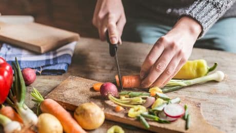 Cocina más rápido y sabroso con esta olla a presión de oferta y ahórrate 40 euros