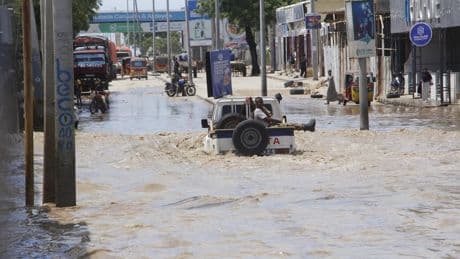 At least seven people die as heavy rains leave waist-high floodwaters in Somalia’s capital