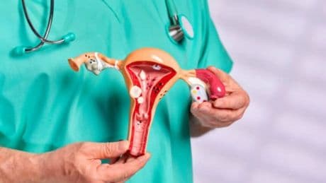 Las afectadas de cáncer de ovario reclaman una atención específica realizada por ginecólogos oncólogos
