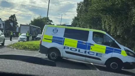 Woman dies after being hit by bus on busy Glasgow road
