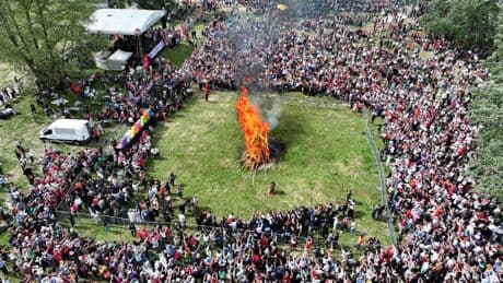 Edirne'de Hıdırellez kutlamaları: 1400 yıllık Kakava ateşi yakıldı