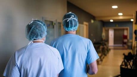 Deutschland: Ärzte- und Klinikvertreter beklagen zunehmende Gewalt gegen Mitarbeiter