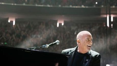 Billy Joel: Musiker äußert sich zu abgesagten Konzerten wegen Hirnerkrankung