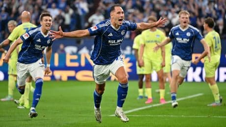 Zweite Bundesliga: Schalke mit Ausrufezeichen zum Saisonauftakt