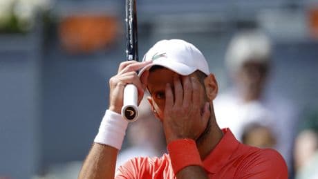 Tennis : Djokovic sorti dès le deuxième tour à Madrid, à un mois de Roland-Garros
