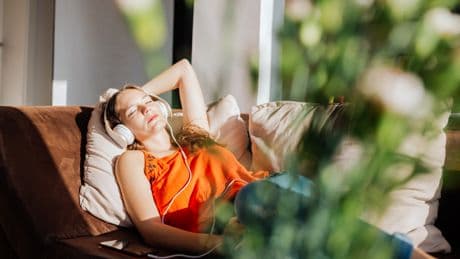 Ständig müde? Häufige Nickerchen können ein Warnzeichen sein