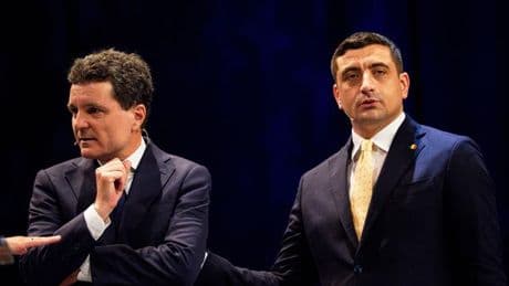 Staatsoberhaupt: Rumänien wählt: Rechtspopulist oder Pro-Europäer?