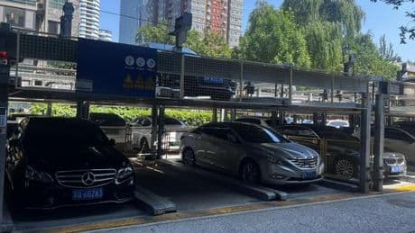 En Chine, les parkings superposés boudés par les automobilistes