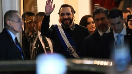 « Je me fiche d'être taxé de dictateur », affirme le président du Salvador