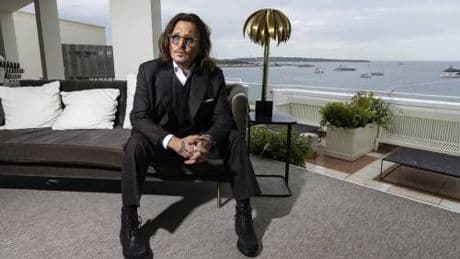 Le star senza diploma: da Johnny Depp a Tom Cruise, chi non è arrivato alla maturità
