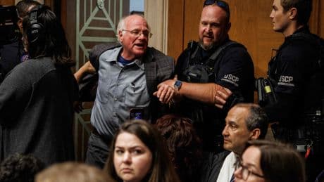 Detienen al cofundador de los helados Ben & Jerry's por protestar contra la guerra en Gaza en el Congreso de EEUU