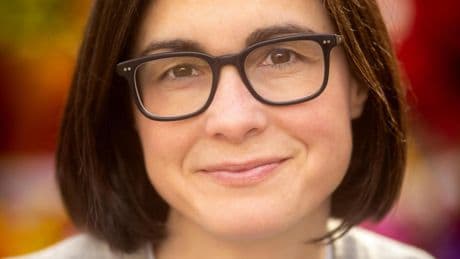 Madres, hijas y traumas: Inés Martín Rodrigo regresa con una novela sobre la memoria y el amor roto