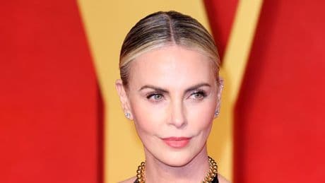 “Yürüyemiyorum, tuvalete bile oturamıyorum” Charlize Theron, aksiyon filmi çekmenin bedelini açıkladı