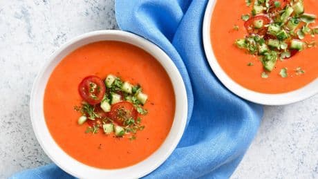 Los secretos de los chefs andaluces Dani García y Eduardo Pérez para hacer el gazpacho perfecto