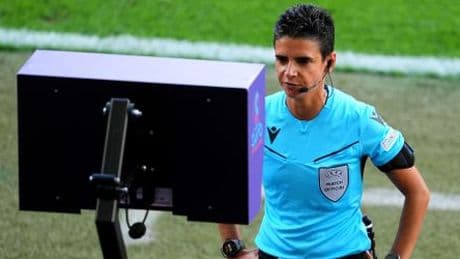 Fußball-EM 2025: VAR-Ärger bei Deutschland gegen Dänemark. Das sagen ARD und Uefa