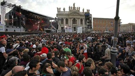 Roma, la ragazza abusata al Concertone: «Mi hanno accerchiata, ho rivissuto l?incubo dello stupro subito da piccola»