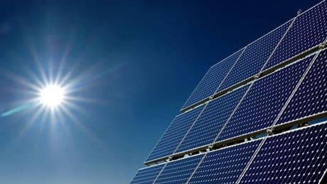 La rentabilidad de los parques solares se hunde a niveles mínimos en Europa y España registra los peores datos