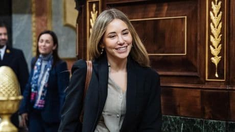 Efecto Dunning-Kruger: la psicología explica por qué los políticos mienten en su CV y creen que no les van a pillar