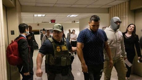 USA: Supreme Court erlaubt ICE-Razzien auf Basis ethnischer Merkmale