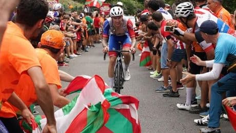 ¿A qué hora pasa por mi pueblo la etapa vizcaína de la Vuelta Ciclista a España?