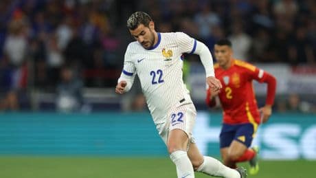 Arabia aprieta por un Theo Hernández que todavía espera al Atlético... de momento