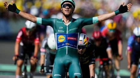Tour de France 2025: Jonathan Milan gewinnt achte Etappe im Schlusssprint