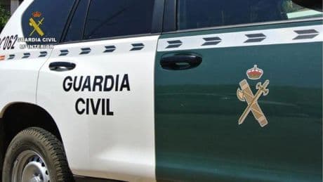 Apuñala a su mujer y a su hijo y se suicida en Cúllar Vega