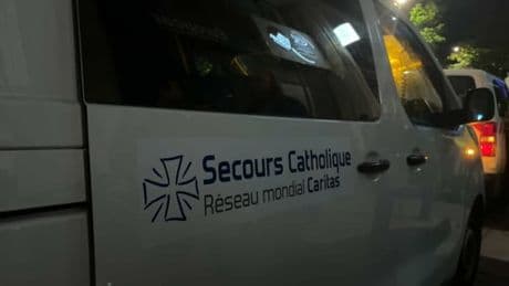 Au Secours catholique de Marseille, le choc, puis l'émotion, après la mort du "pape des pauvres"
