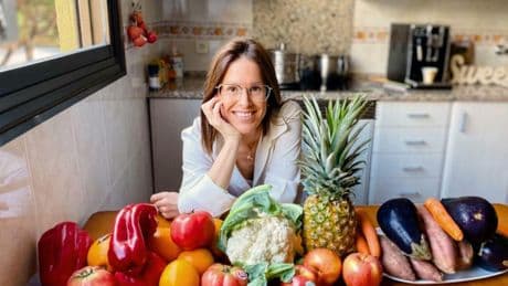 Bárbara Munar, dietista y experta en menopausia: “Es un mito que la creatina sea un quemagrasas, pero en mujeres maduras crea las condiciones ideales para ayudarnos a perder peso”
