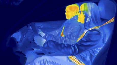 In einer Minute warm: Dieser Autogurt ist eine Heizung