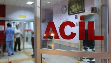 13 yaşındaki çocuk tamirat yaptığı çatıdan düşerek ağır yaralandı