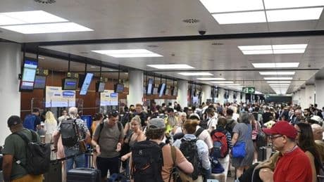 Primeros retrasos y cancelaciones en El Prat por la huelga de 'handling'