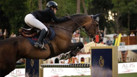 Piazza di Siena, la storica competizione prende il via con la musica del maestro Alvise Casellati