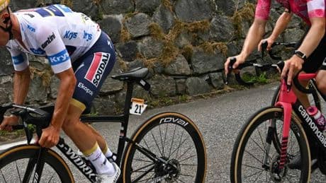 Tour de France 2025: Lipowitz klettert auf Podestplatz – Arensman gewinnt Pyrenäen-Finale