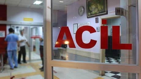 İzmir'de kan donduran olay: Kavgada hızını alamadı burnunu ısırıp kopardı