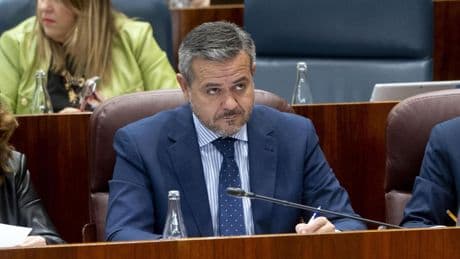 El consejero de Transportes de Madrid tiene cáncer y deja su cargo de manera temporal: "Lo han pillado a tiempo"