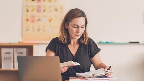 Arbeit: Mehr als fünf Millionen Menschen arbeiten im öffentlichen Dienst